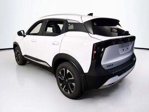 New 2026 Nissan Kicks SV w/ SV Premium Package AWD/4WD image 7