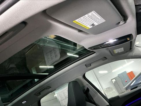 Used 2025 Audi Q5 Premium Plus w/ Premium Plus image 24