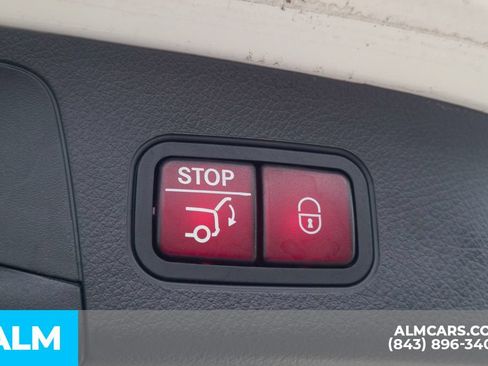 Used 2025 Mercedes-Benz GLA 250 image 9