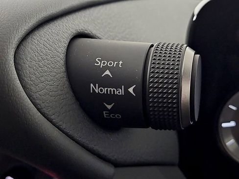 Used 2025 Lexus ES 300h w/ Premium Package image 26