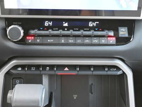 New 2026 Toyota Tundra Limited AWD/4WD image 20