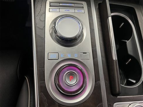 Used 2024 Genesis GV80 3.5T w/ Prestige Package image 19