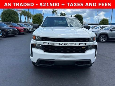 Used 2021 Chevrolet Silverado 1500 Custom RWD image 2