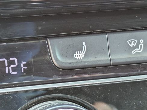 Used 2018 Volkswagen GTI S image 23