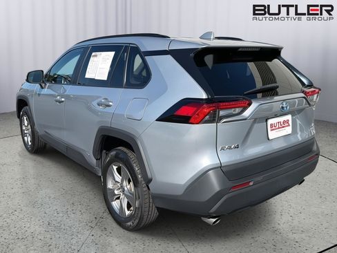 Used 2023 Toyota RAV4 XLE w/ Convenience Package AWD/4WD image 4