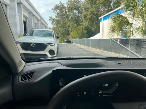 Used 2025 Kia K4 LXS image 34