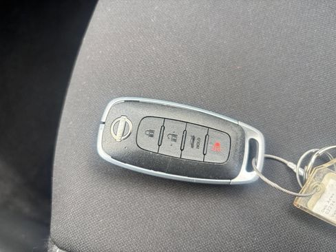 Used 2025 Nissan Sentra SV FWD image 21