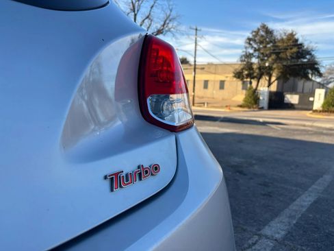 Used 2015 Hyundai Veloster Turbo w/ Option Group 04 image 15