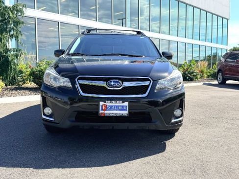 Used 2016 Subaru Crosstrek 2.0i Premium w/ Popular Package #2 AWD/4WD image 3