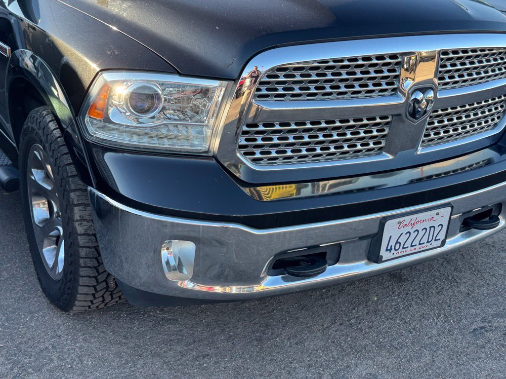 Used 2016 RAM 1500 Laramie w/ Convenience Group AWD/4WD image 17