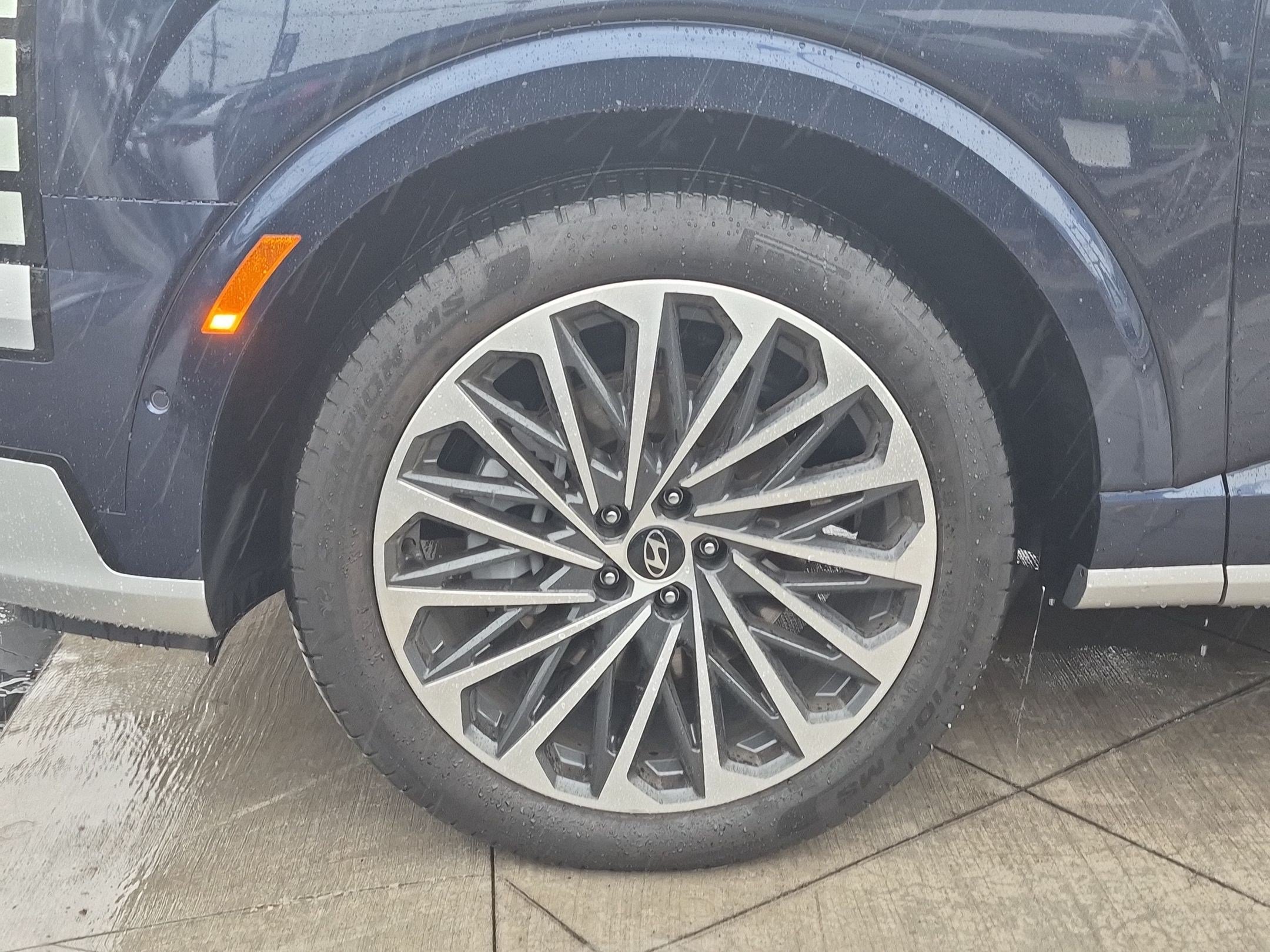Certified 2026 Hyundai Palisade Calligraphy AWD/4WD image 13