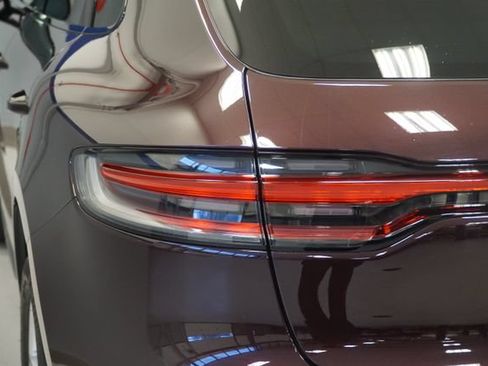 Certified 2026 Porsche Macan Turbo AWD/4WD image 6