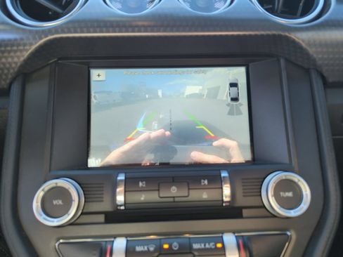 Used 2018 Ford Mustang GT w/ GT Performance Package RWD image 21