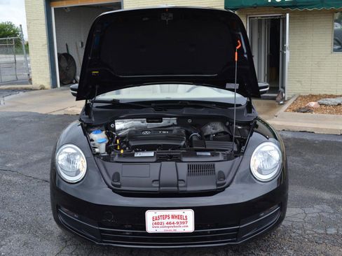 Used 2015 Volkswagen Beetle 1.8T FWD image 36