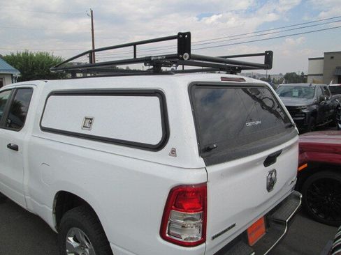 Used 2024 RAM 1500 Big Horn AWD/4WD image 3
