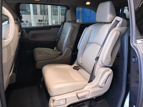 Used 2018 Honda Odyssey Elite image 11