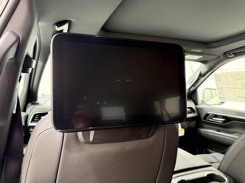 New 2025 Chevrolet Suburban RST w/ RST Capability Package image 18