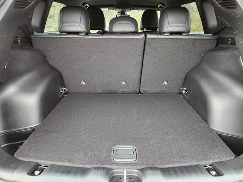 New 2026 Jeep Compass Latitude image 19