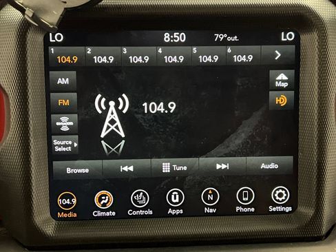 Used 2022 Jeep Wrangler Unlimited Rubicon w/ Cold Weather Group AWD/4WD image 50