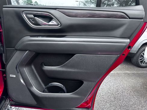 Used 2023 Chevrolet Tahoe Z71 w/ Off-Road Capability Package image 38