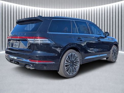 New 2025 Lincoln Aviator Black Label image 3