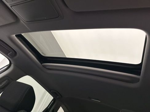 Used 2017 Honda CR-V EX image 23