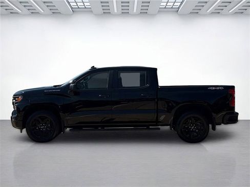 Used 2025 Chevrolet Silverado 1500 Custom image 8