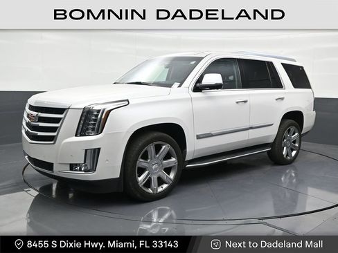 Used 2019 Cadillac Escalade Luxury image 1
