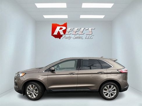 Used 2019 Ford Edge Titanium w/ Equipment Group 301A image 39