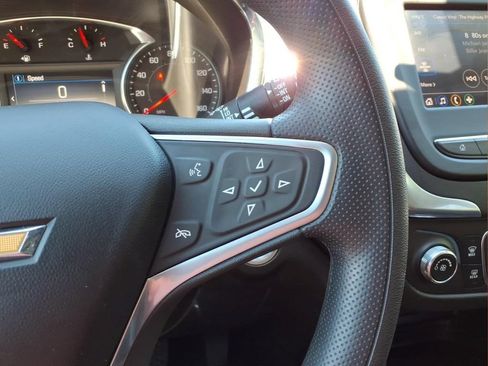 Certified 2022 Chevrolet Equinox LT FWD image 14