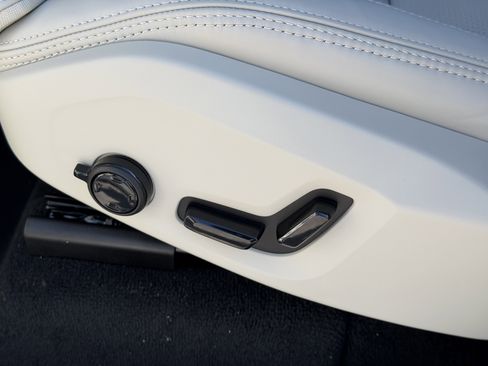 New 2026 Volvo XC90 B5 Ultra image 20