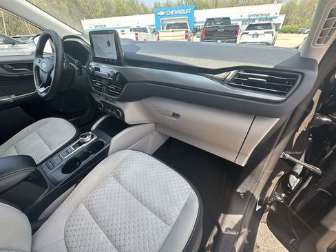 Used 2023 Ford Escape Active w/ Cold Weather Package image 30