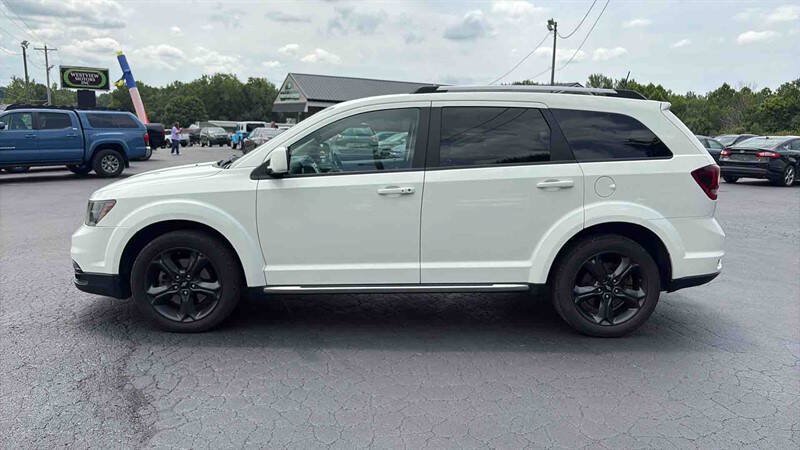 Used 2019 Dodge Journey Crossroad FWD image 5