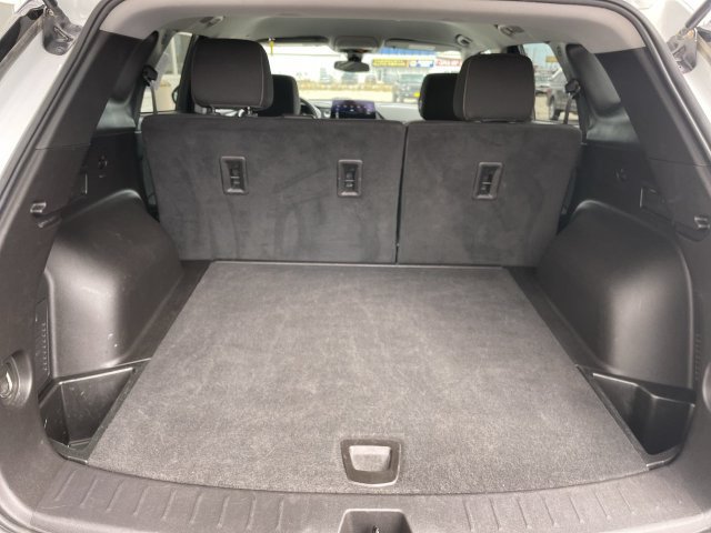 Used 2024 Chevrolet Blazer LT AWD/4WD image 22