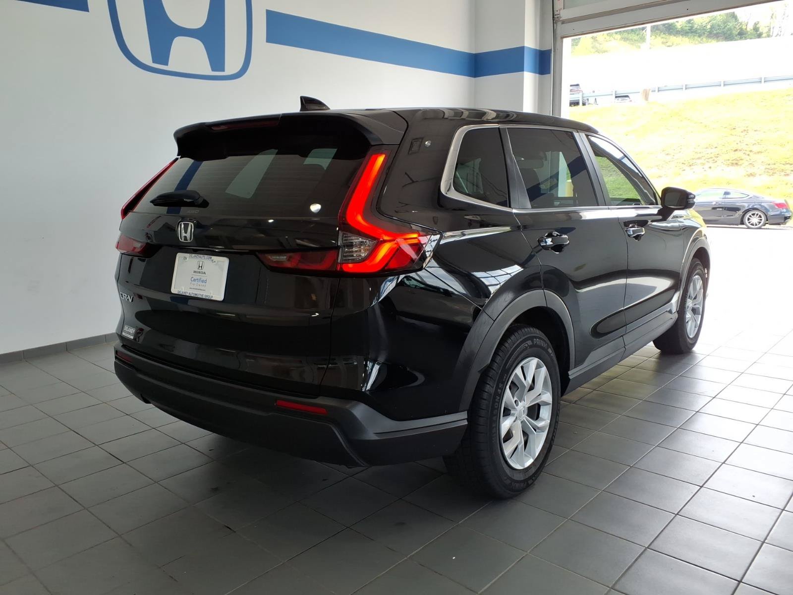 Certified 2023 Honda CR-V LX image 6