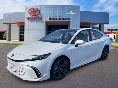 New 2026 Toyota Camry XSE FWD image 4