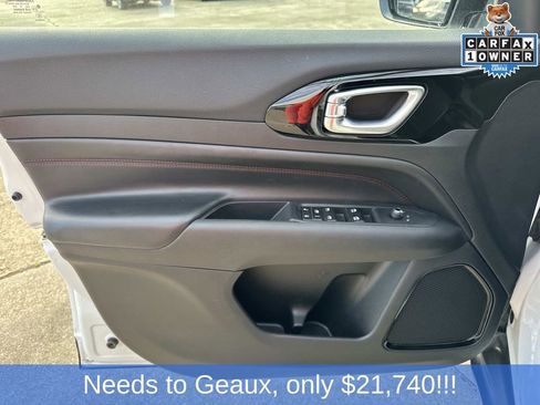 Used 2024 Jeep Compass Trailhawk image 38