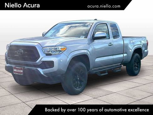 Used 2023 Toyota Tacoma SR image 1