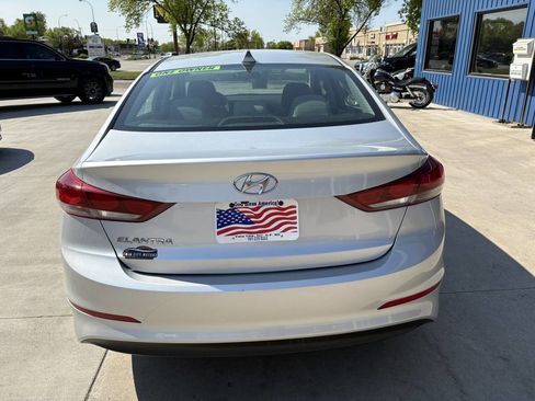 Used 2018 Hyundai Elantra SEL image 7