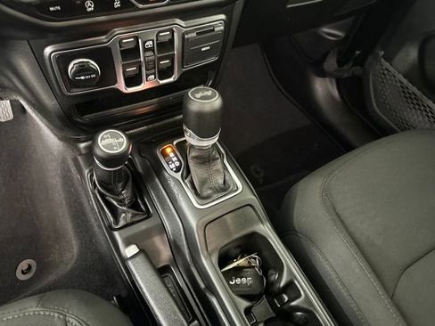 Used 2021 Jeep Wrangler Unlimited Sport image 20