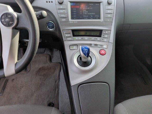 Used 2014 Toyota Prius Three w/ Solar Roof Package FWD image 19