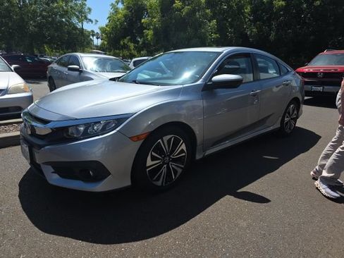 Used 2017 Honda Civic EX-L image 1
