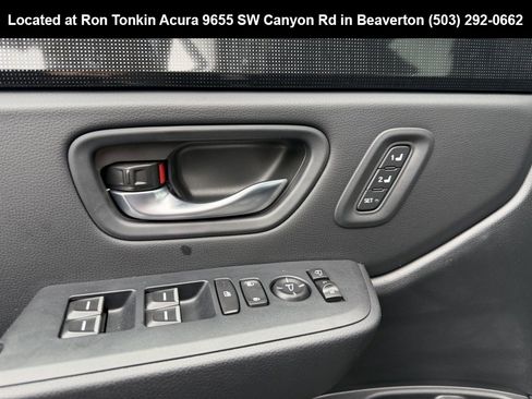 Used 2025 Honda Pilot Elite image 12