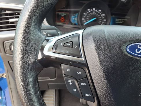 Used 2024 Ford Edge SEL AWD/4WD image 13