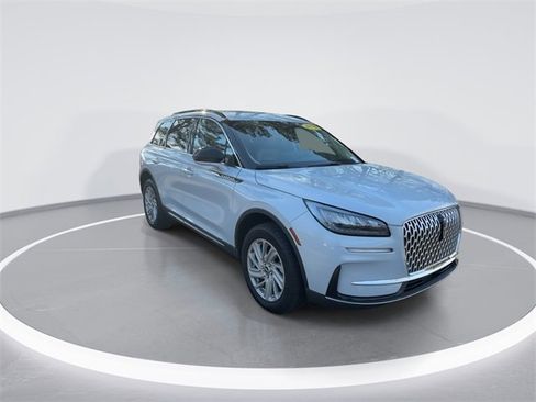 New 2026 Lincoln Corsair Premiere image 2