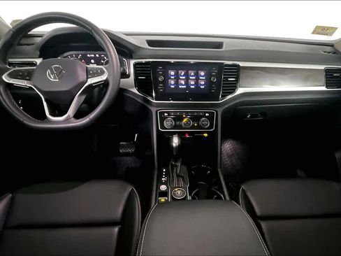 Used 2022 Volkswagen Atlas SE image 28
