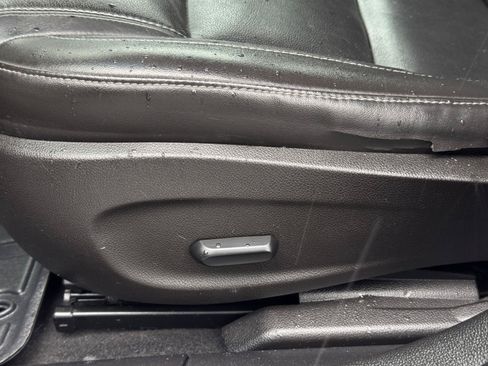 Used 2014 Chevrolet Cruze LT FWD image 13
