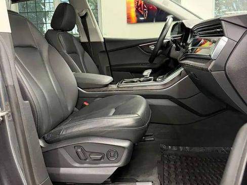 Used 2020 Audi Q8 Premium Plus w/ Premium Plus Package AWD/4WD image 9