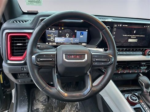 Used 2024 GMC Canyon AT4X w/ AT4X AEV Edition image 9