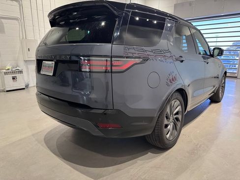 Used 2024 Land Rover Discovery Dynamic SE AWD/4WD image 7